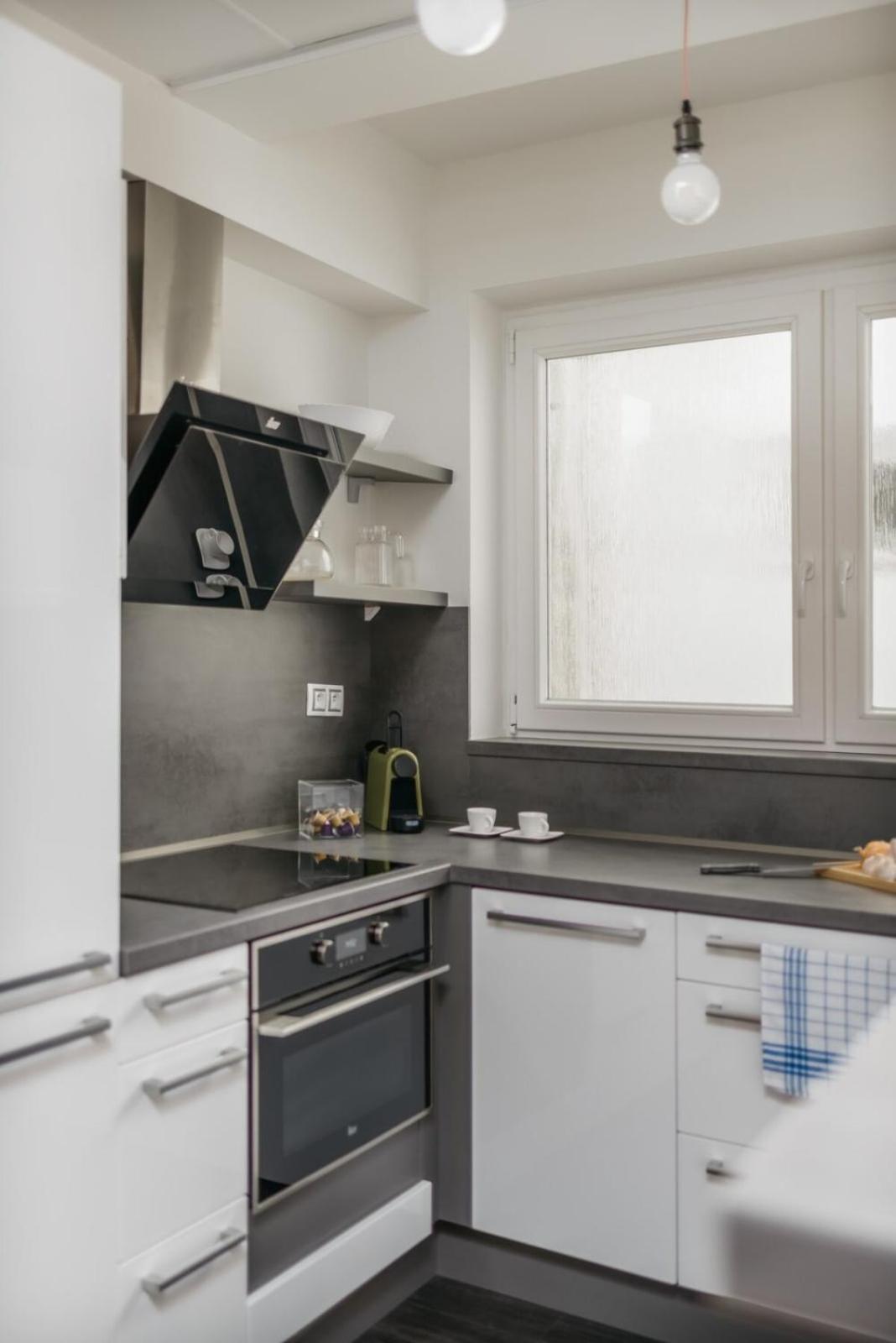 Eli Spacious With Old Town View, Parking & Ac Praag